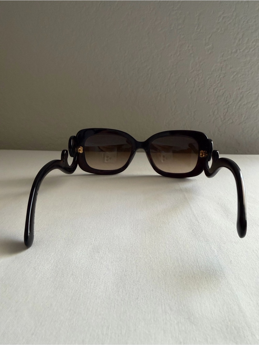 Prada Black Women’s Sunglasses - Picture 5 of 13